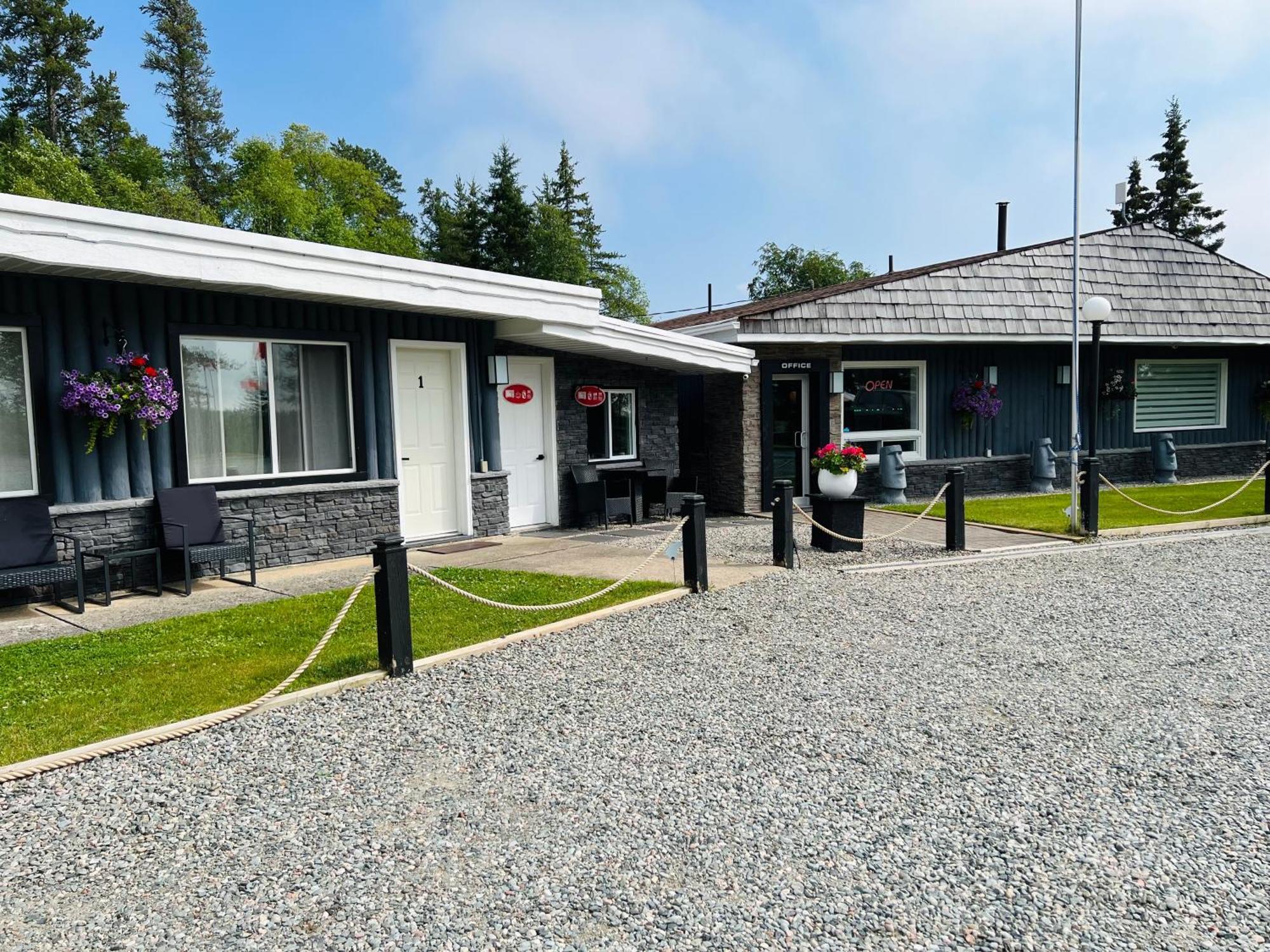 Mystic Isle Motel Wawa Kültér fotó