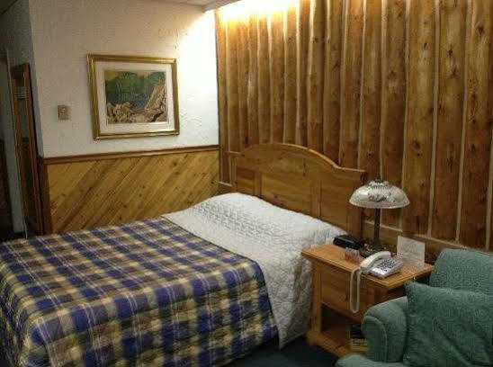 Mystic Isle Motel Wawa Kültér fotó
